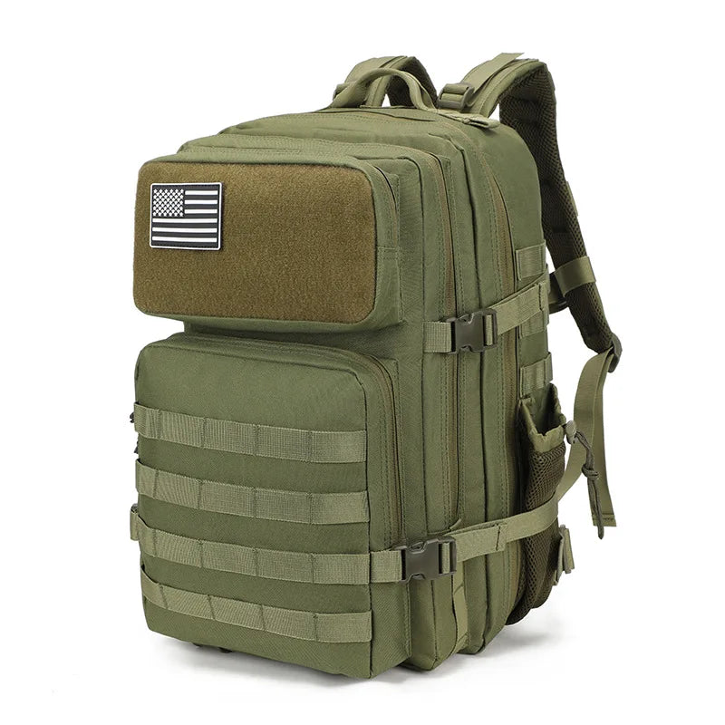 Mochila tactica verde militar 45L con sistema MOLLE para outdoor trekking y montana